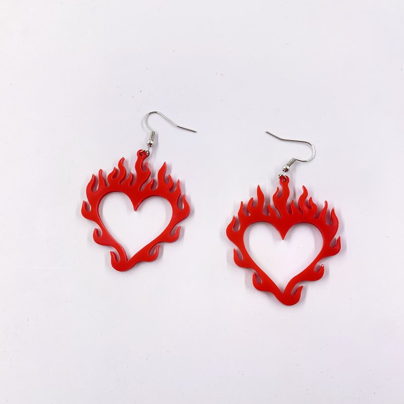 Boucles d'oreilles Love Flame Peach Heart Boucles d'oreilles personnalité Boucles d'oreilles rétro punk