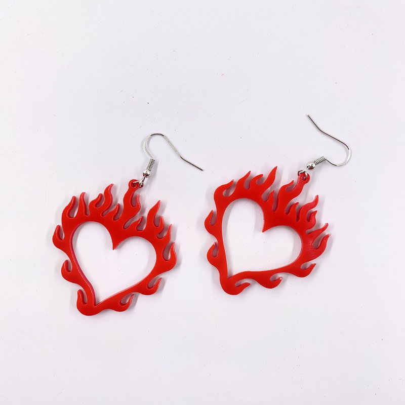 Boucles d'oreilles Love Flame Peach Heart Boucles d'oreilles personnalité Boucles d'oreilles rétro punk