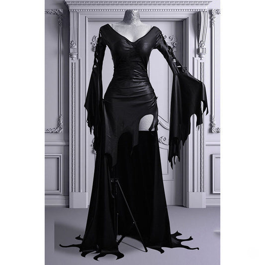 Gothic Dress With Big Sleeves And Hip Dress